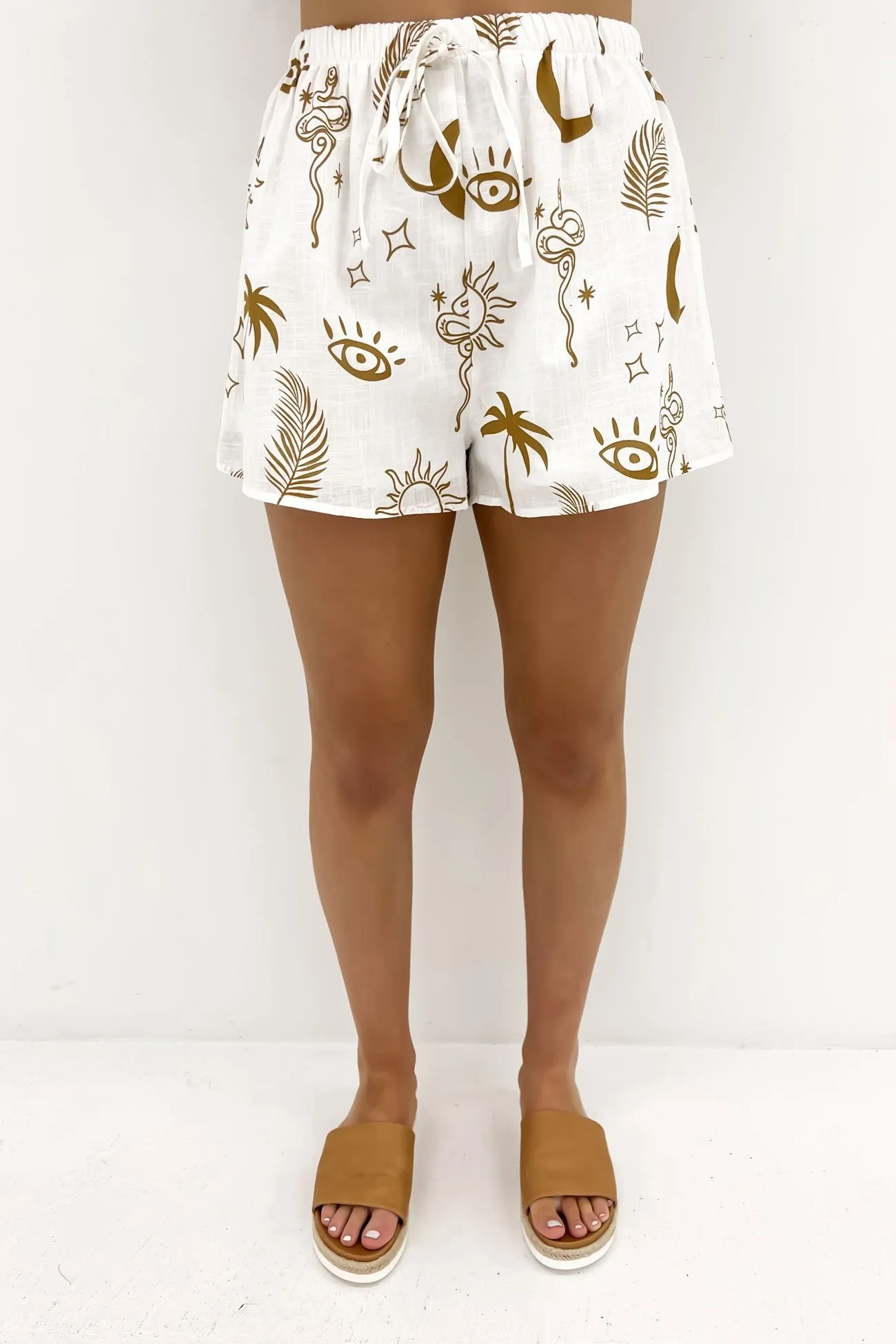 Aphaea Short Set White Tan