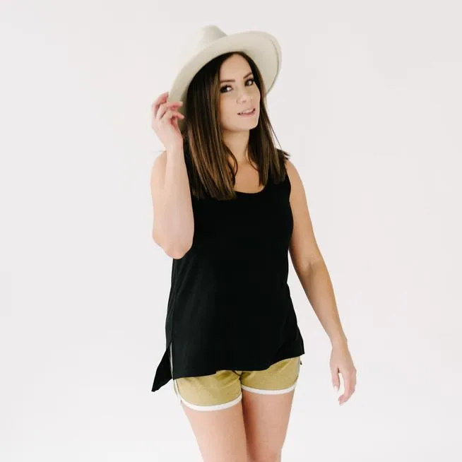 Ladies Dolphin Short Dijon