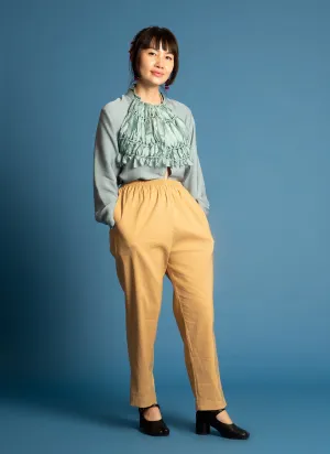 Le Pocket Tapered Pant w/ Elastic Waist in Golden Brown
